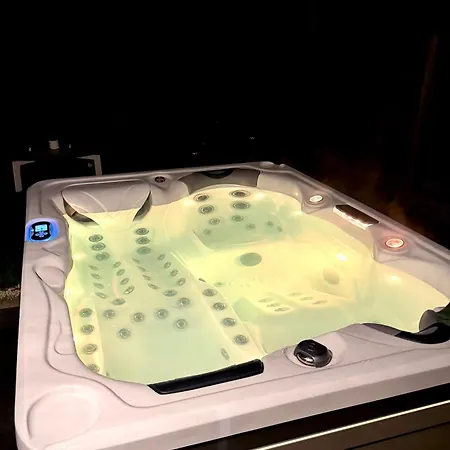 Maison Jacuzzi De Gamme Proche Bordeaux Prázdninový dům
