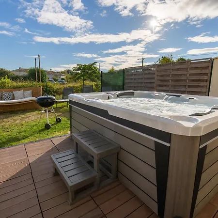 Maison Jacuzzi De Gamme Proche Bordeaux Ferienhaus *